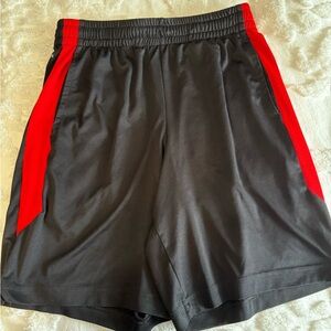 Tek Gear Black and Red Men's Small Athletic Shorts
